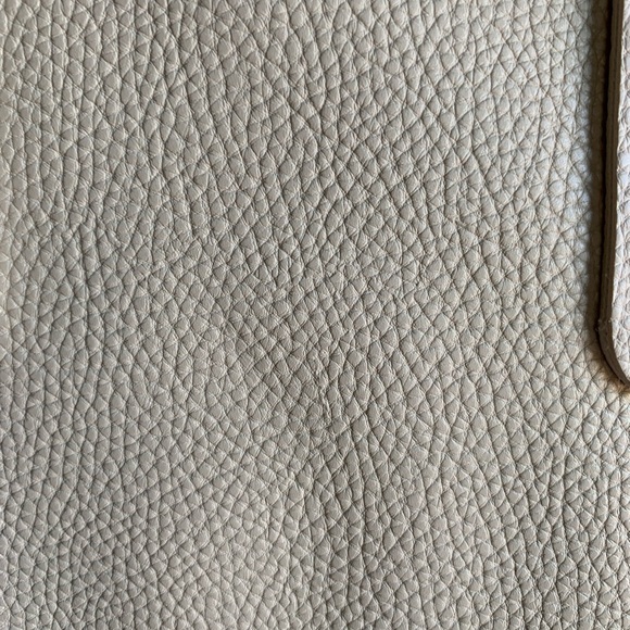 Ultra Beauty Beige Beauty Tote Bag - Picture 2 of 14